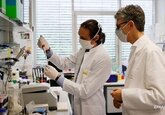 В Канаде испытывают первую растительную COVID-вакцину
