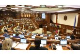 Parlamentul Republicii Moldova a aprobat în prima lectură proiectele de modificare a Legii cu privire la Banca Națională și a Legii privind reglementarea valutară. 