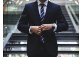 Secretul pentru success vine de la Davos: Mergeţi la petreceri cât mai des, intraţi în cele mai plictisitoare conversaţii şi creaţi conexiuni cu oameni puternici. Acesta este motto-ul celor mai influenţi oameni din lume care o dată pe an se adună în Elveţia pentru a-şi ridica imperiile la un nou nivel