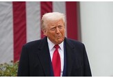 Нефть резко подешевела после введенных Трампом пошлин