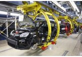 Производитель Jeep и Opel объявил о массовых увольнениях