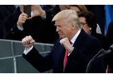 Donald Trump a câștigat războiul comercial pe care l-a început împotriva restului lumii, proclamă Financial Times, care pune un verdict dur: „lași”