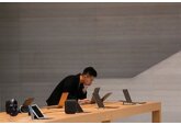 Apple выпустит ноутбук с сенсорным экраном