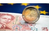 Bulgaria trece la euro: primii 10 euro s-au vândut cu 20 de euro