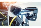 România - printre țările cu cele mai mari scăderi la mașini electrice, deși în Europa s-a atins o cotă de piață record pentru EV