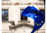 Uniunea Europeană sărbătoreşte 30 de ani de la crearea pieţei unice, instituită la 1 ianuarie 1993, care permite libera circulaţie a bunurilor, a serviciilor, a persoanelor şi a capitalurilor între cele 27 de ţări membre, plus Islanda, Liechtenstein şi Norvegia