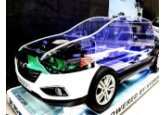 Sfârşitul benzinei: Noul combustibil în care bogaţii lumii investesc miliarde şi care ar putea duce la dispariţia maşinilor cu motoare tradiţionale