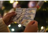 Одна из стран БРИКС назвала бессмысленным отказ от доллара