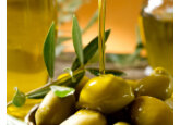 Declin puternic al producţiei de ulei de măsline anticipat în Grecia