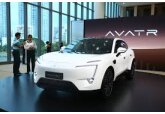 Statul chinez cere companiilor auto să-și înghețe temporar planurile de extindere în Europa