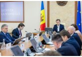 В 2023 г. на повышение зарплат медработникам и выплату единовременных пособий работникам системы образования будет направлено около 846,9 млн леев.