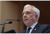 UE își înăsprește poziția față de tarifele impuse de Trump. BNR: Noile tarife vor afecta exportatorii români, în special în industria metalurgică și auto