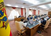 Suma destinată finanțării deficitului bugetar din plasarea VMS, până la sfârșitul anului 2021, va scădea cu o treime - de la 7,36 miliarde la 5 miliarde de lei.