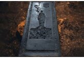 Раскрыта тайна черного рыцарского надгробия