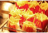 Piaţa restaurantelor fast-food nu este afectată de criză: Mcdonald’s înregistrează o creştere a vânzărilor din SUA cu 10,3%