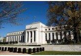 ФРС США в шестой раз подряд сохранила ключевую процентную ставку