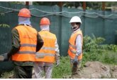 Firmele din România pot aduce 100.000 noi lucrători străini în 2025, a decis Guvernul