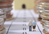 De la 1 ianuarie 2022, Moldova a reluat reforma pensiilor lansată anterior, care vizează creșterea vârstei de pensionare.