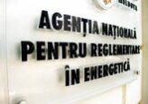 ANRE: Prețul benzinei în Moldova, față de luna precedentă, a scăzut cu 5,53 lei pe litru, iar cel al motorinei - cu 4,68 lei  