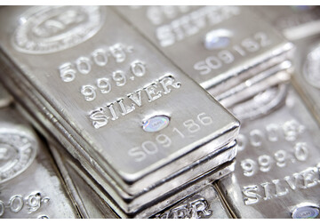 Argintul, metalul care poate reduce poluarea. Rezultatele suprinzătoare obținute de cercetătorii australieni