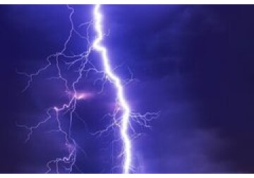 Раскрыта роль молний в возникновении жизни на Земле