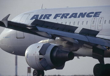 Avertismentul analiştilor: Acţiunile gigantului Air France-KLM s-ar putea prăbuşi până la 1 euro