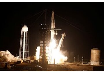 SpaceX запустила туристическую миссию Polaris Dawn
