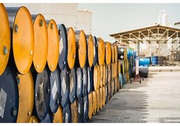 Нефтяные запасы США сократились до минимума с 1983 года