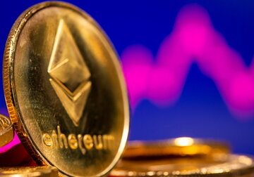 Главный конкурент биткоина рекордно подорожал