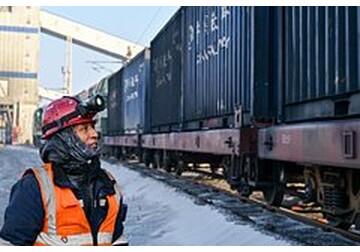 Китай ограничит поставки редкоземельных металлов американским оборонным компаниям