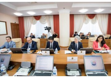 В Молдове импорт поддержанных мотокультиваторов и тракторов с большим сроком эксплуатации освободят от уплаты акцизов.