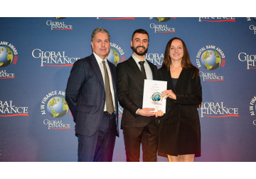 Maib a primit premiul Top Innovation in Finance pentru Europa Centrală și de Est la World’s Best Digital Bank Awards Ceremony 2025
