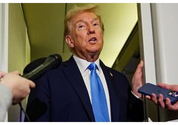 Трамп объявил о повышении торговых пошлин против Канады