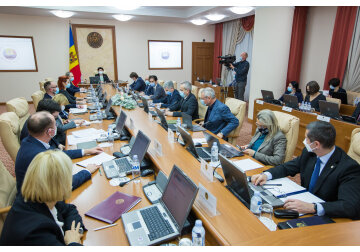 În Moldova se preconizează atragerea a 400-800 milioane euro în dezvoltarea capacităților de producere a energiei electrice din surse regenerabile, iar ponderea acestei energii în consumul total va crește de la 3% la 30%