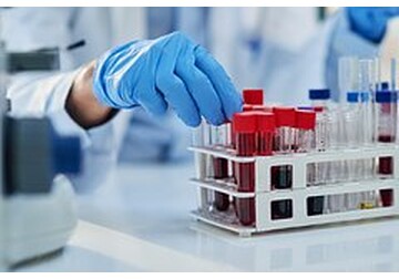 В крови переболевших COVID-19 нашли необычные структуры