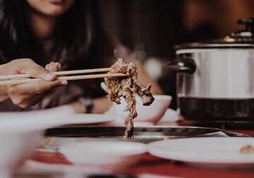 В Израиле открылась первая в мире фабрика искусственного мяса