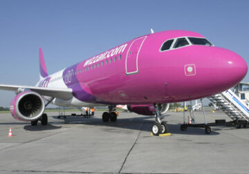 Compania aeriană low-cost (low-cost carrier) ungară Wizz Air suspendă toate zborurile din Chișinău începând cu 14 martie.