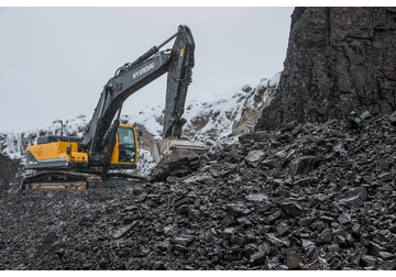 Премьер Японии рассказала о планах на редкоземельные металлы