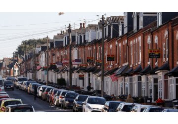Interest rates - latest: Inflation set to &#039;fall rapidly&#039; - and is there a hint this could be end of interest rate hikes?