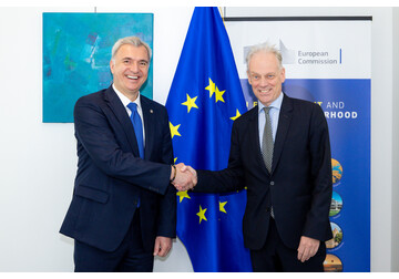 Planul de creștere al Moldovei, finanțat de Uniunea Europeană, contribuie la accelerarea reformelor și la mobilizarea investițiilor, iar părțile au convenit recent asupra unor parteneriate de investiții, instrumente financiare și proiecte în valoare de peste 1 miliard de euro
