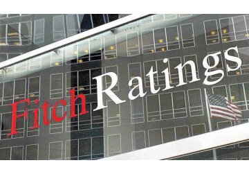 Dinastia care se află în spatele Fitch, agenţia de rating care a luat decizia istorică de retragere a ratingului de top al celei mai puternice economii a lumii