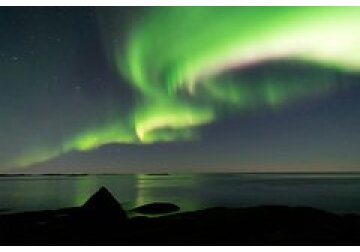 Разгадана тайна гигантского полярного сияния 2022 года