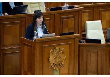 Parlamentul Republicii Moldova a adoptat în primă lectură un proiect de lege privind bugetul de stat pentru anul 2025, cu un deficit de 13,89 miliarde de lei (4% din PIB)