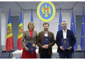 Students in grades 5-6 from 40 schools in Moldova will use the innovative Langly app to learn English