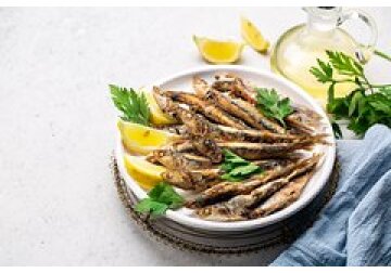 Обнаружена польза употребления целой мелкой рыбы