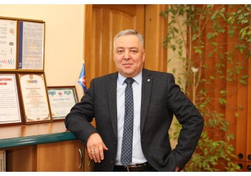 Serghei Kornev: În ciuda unui an complicat, MMZ a continuat proiectele investiționale și a crescut ritmul dezvoltării regionale, respectând cele mai înalte standarde de calitate în management și producție metalurgică.