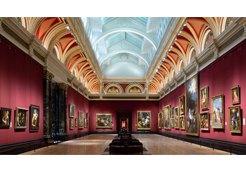 PREMIERĂ National Gallery London lasă un vizitator să doarmă printre tablouri