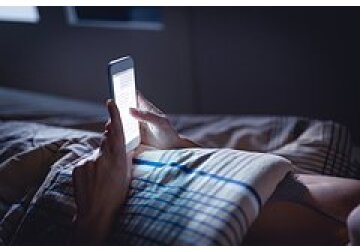 Названы опасные способы зарядки смартфона