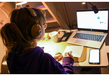 Ученые создали программу, которая ловит момент отключения внимания у студента