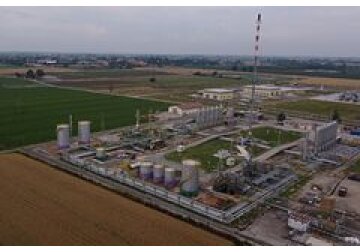 Хранилища газа в Европе опустели более чем наполовину